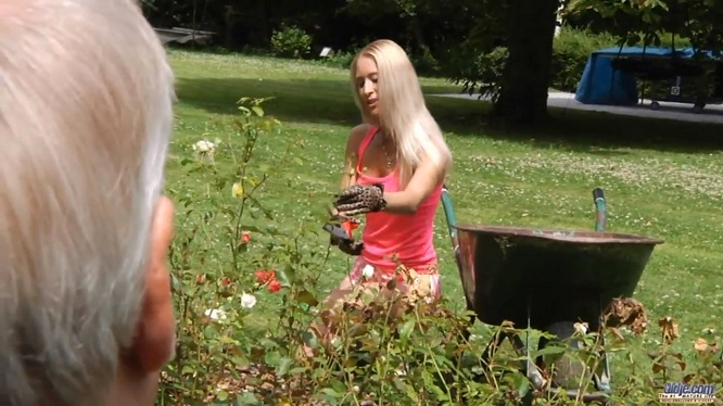 Молодая карьеристка соблазнила зрелого миллионера