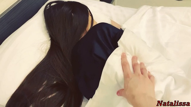 Разбудил сестру и насадил на кукан